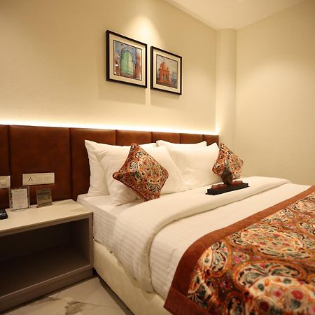 Hiraya Hotels Mohali Exteriér fotografie