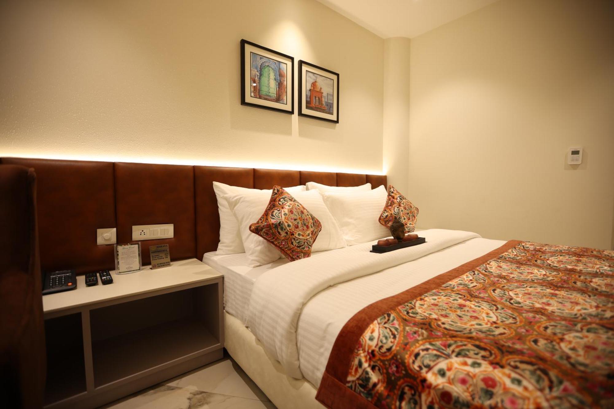 Hiraya Hotels Mohali Exteriér fotografie