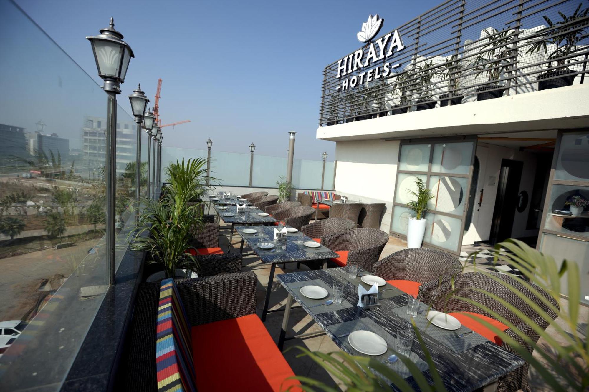 Hiraya Hotels Mohali Exteriér fotografie