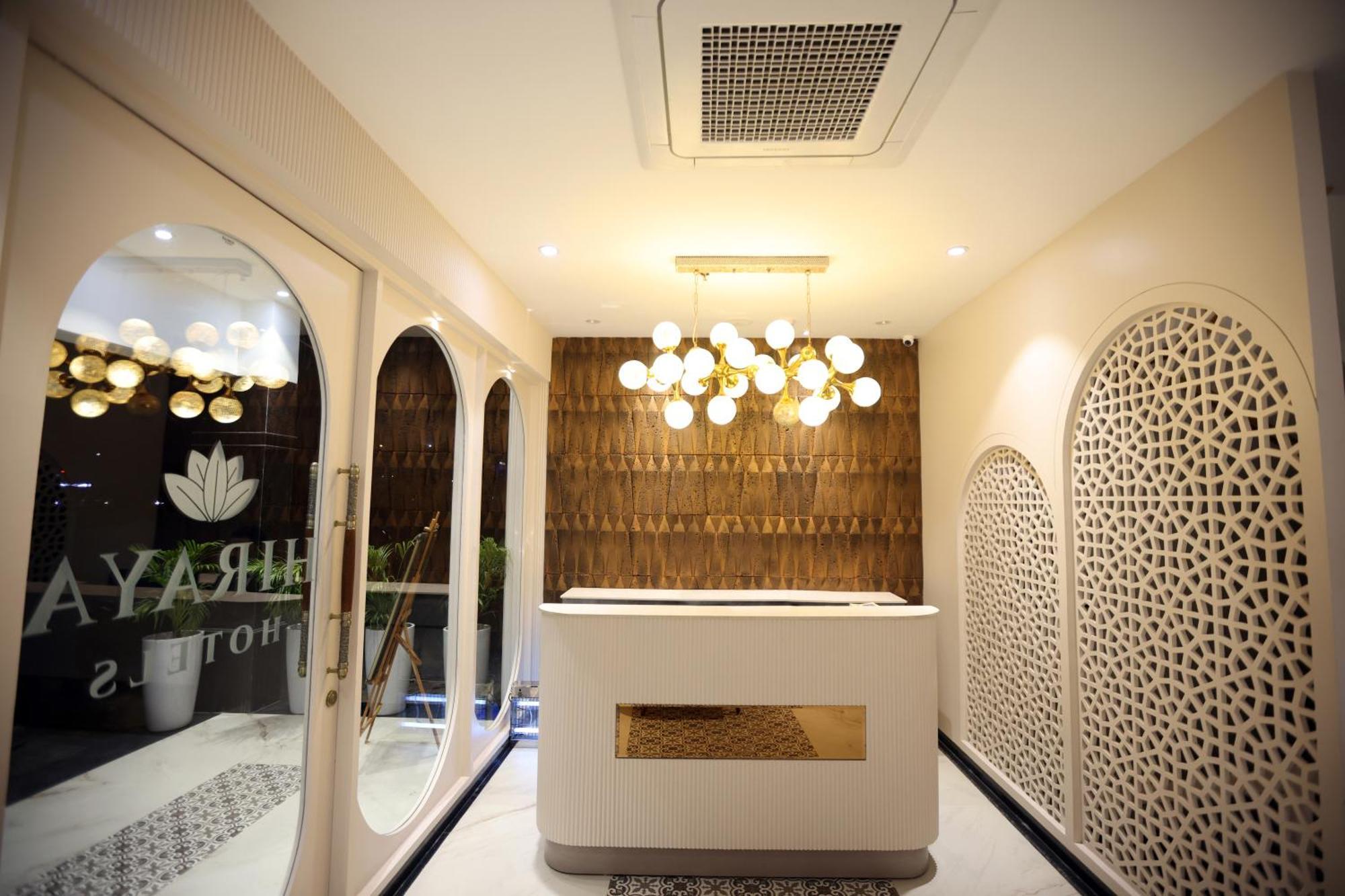Hiraya Hotels Mohali Exteriér fotografie