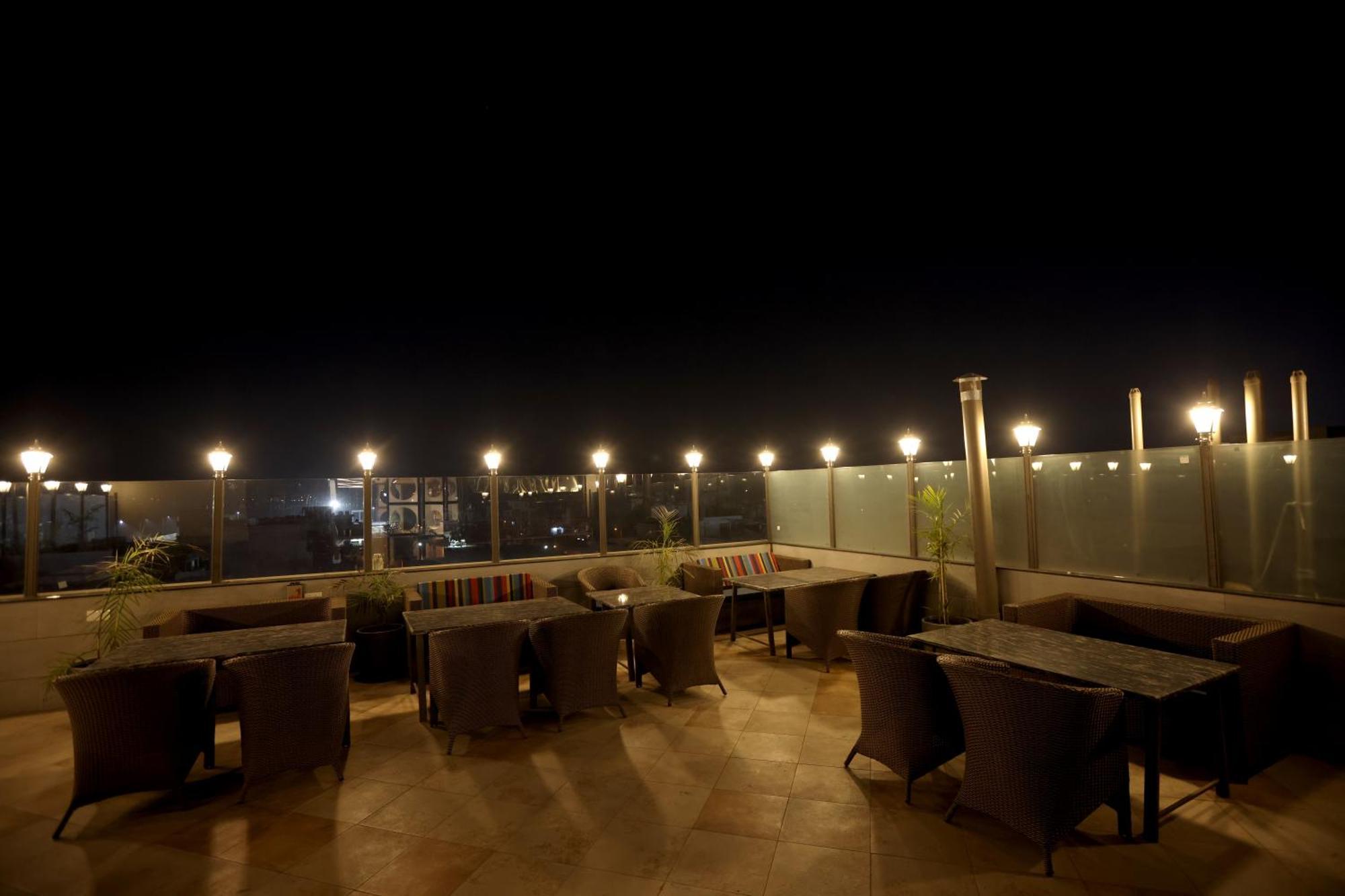 Hiraya Hotels Mohali Exteriér fotografie
